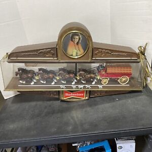 BUDWEISER CLYDESDALE STAGECOACH BAR LIGHT POOL TABLE LIGHT