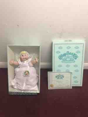 Cabbage Patch Kids Collectibles : Porcelain Dolls Value Guide - Price ...