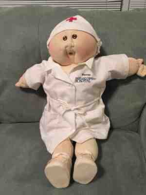 Rare Vintage Soft Sculpture Babyland Hospital Nurse Cabbage Patch Doll Signed