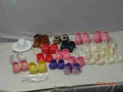 VINTAGE CABBAGE PATCH KIDS SHOES LOT 21 PAIRS PLUS HAT