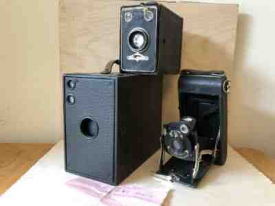 Lot Of 3 Vintage Cameras Kodak Brownie Kodak Pocket Balda