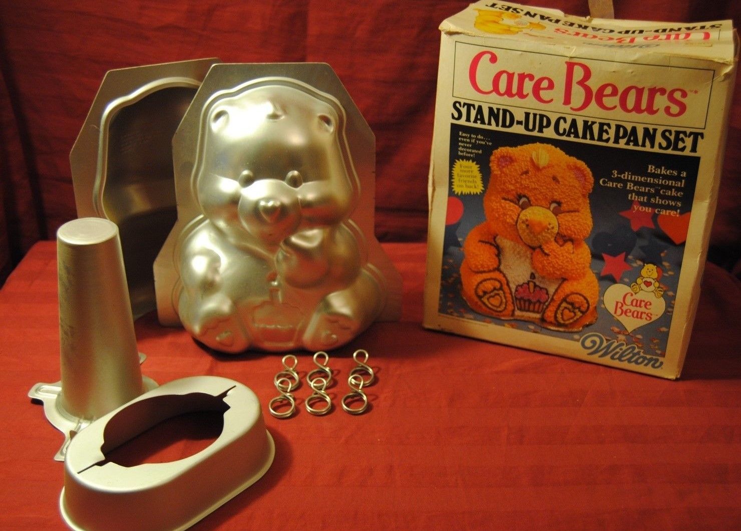 Wilton Care Bears Stand-Up Cake Pan Set - Vintage 1984