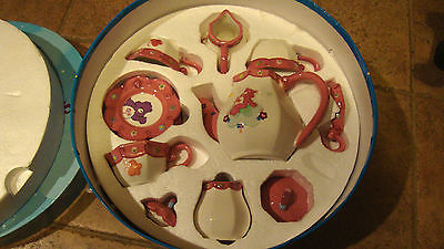 Care Bear Hat Box 12 Pc. Tea Set Excellent Condition