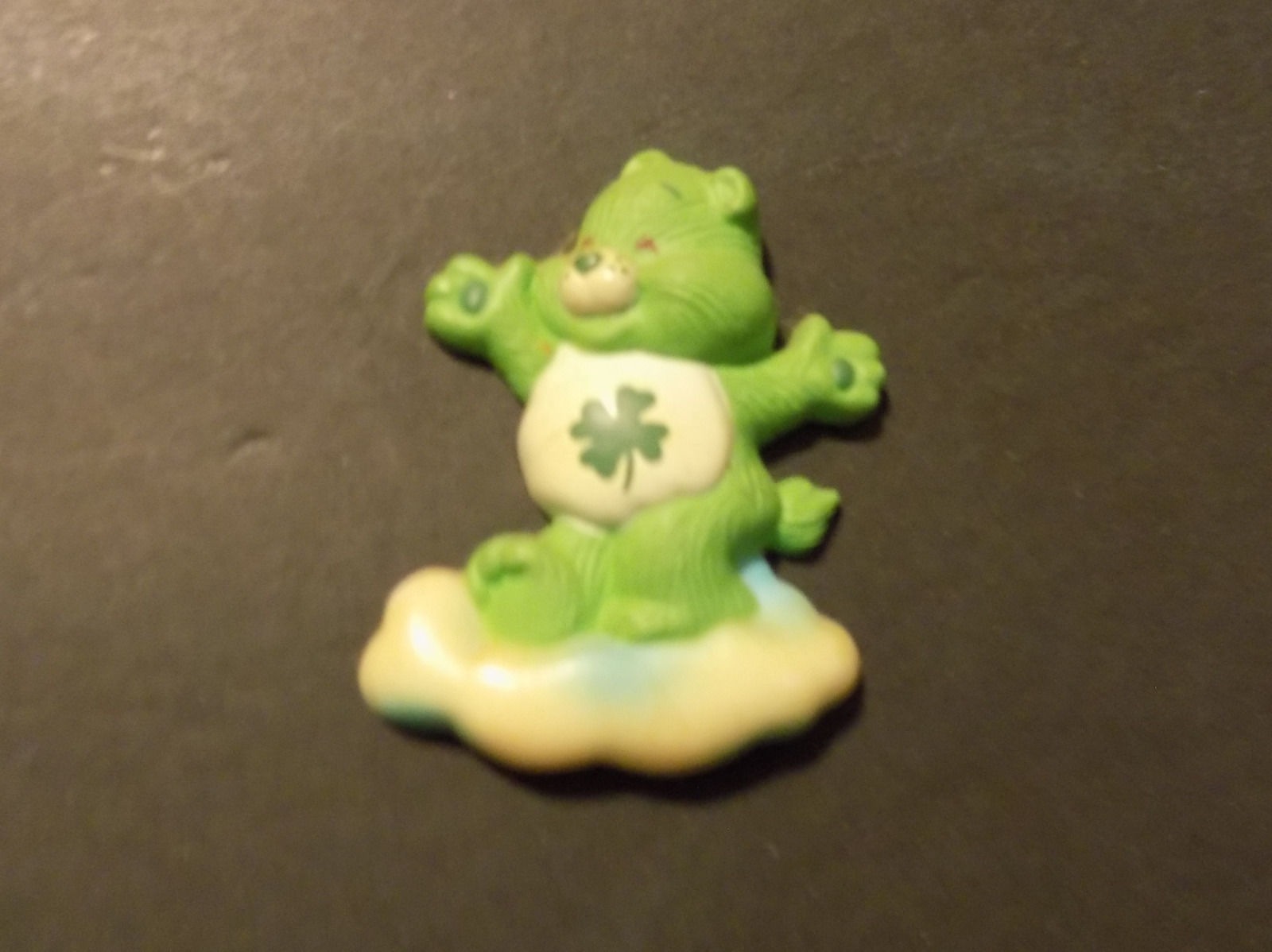 VINTAGE GOOD LUCK BEAR SHAMROCK CARE BEAR KITCHEN FRIDGE MAGNET