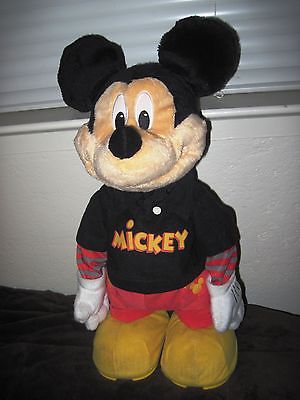 Disney Dance Star Dancing Talking Mickey Mouse 17