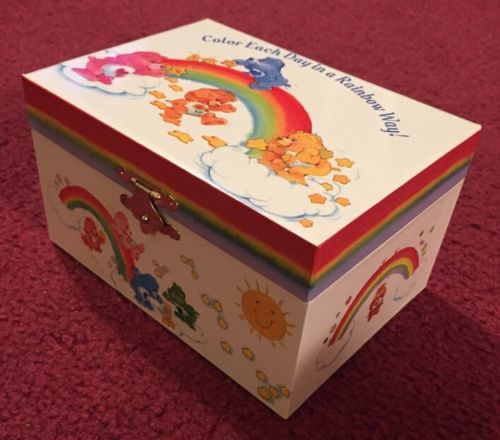 2003 Care Bear Musical Jewelry Box in Mint Condition 