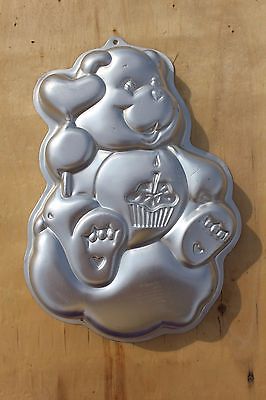 WILTON CAKE PAN CARE BEAR BIRTHDAY BEAR FREE SHIPPING
