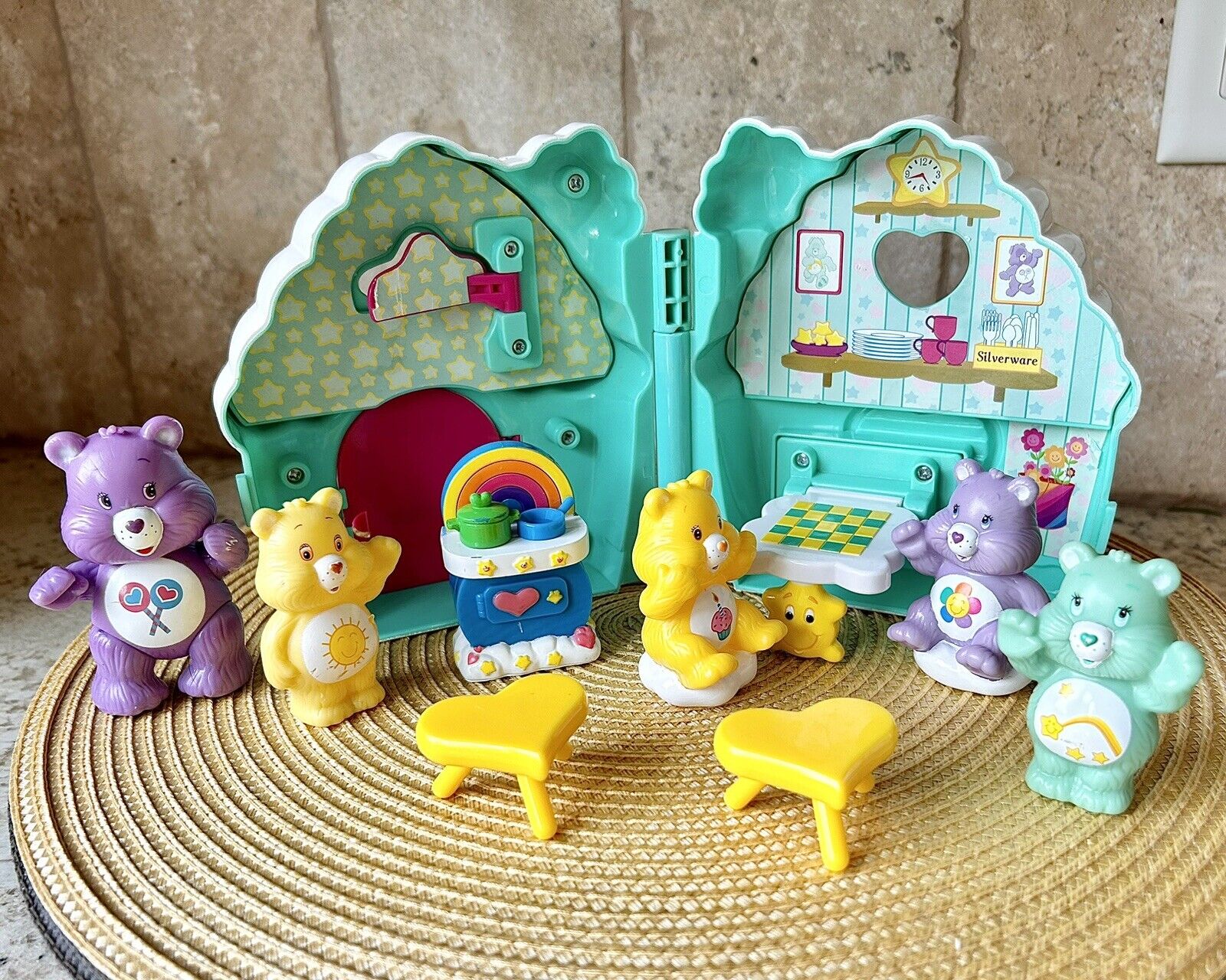 2003 Care Bears Wish Bear Care-A-Lot House Playset 5 Bears & Kitchen Accessories