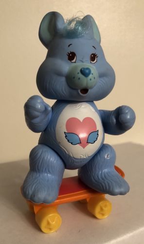Vintage Care Bears Cousin Poseable Figure Swift Heart Rabbit 1985 Skateboard