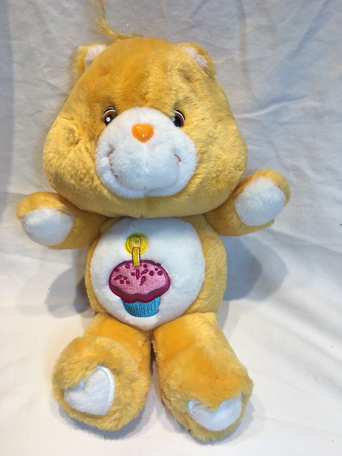 2002 Care Bears 13 Inch Plush Birthday Bear orange fur cupcake on tummy