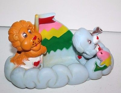 1985 Care Bears Rubber Boat Bath Tub Toy
