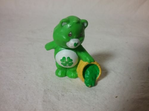 1983 Mini PVC Good Luck Care Bear Figurine