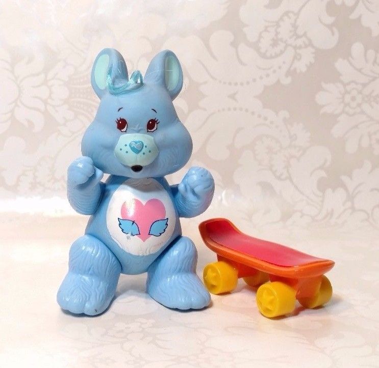 Vintage Kenner AGC Care Bears Cousins SWIFT HEART RABBIT + Speedy Skateboard