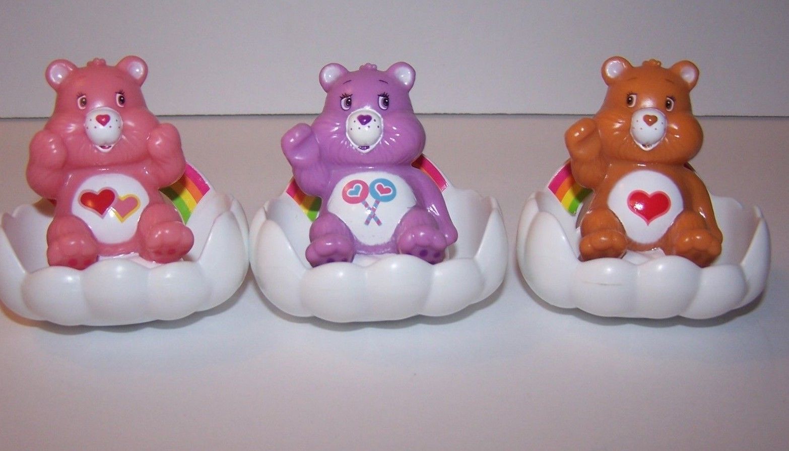 Care-a-Lot Ferris Wheel 3 Replacement clouds and 3 Care Bears toys