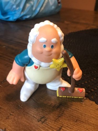 Vintage Care Bears Poseable Figure Cloud Keeper with Fluffy Cloud Broom Kenner