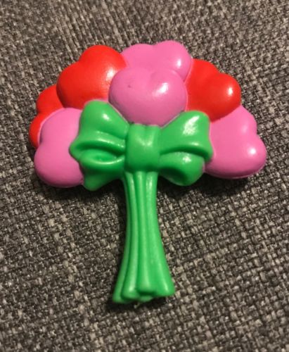 Vintage 1983 BOUQUET OF HEARTS ACCESSORY FOR CARE BEARS LOVE-A-LOT BEAR FIGURE