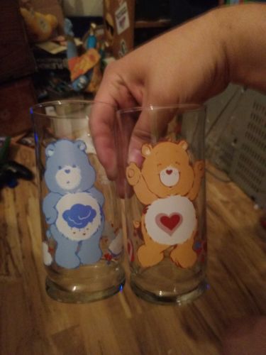 Set of 2 1983 Care Bear Drinking Glasses Pizza Hut - Grumpy & Tenderheart Bear