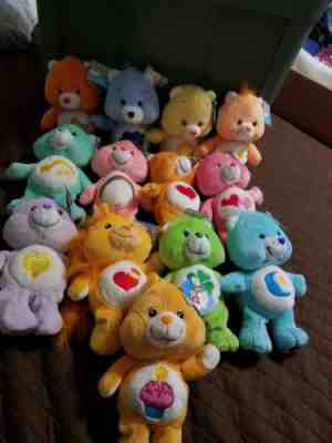 NEW WITH TAGS CARE BEARS 2002/2003 CARE BEAR, 8 INCHES RETIRED 13 TOTAL