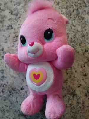 ???? Pink Wiggle Hugs WonderHeart Care Bear Singing Dancing Plush Toy Hasbro WORKS