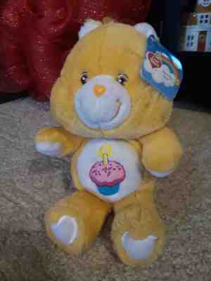 NWT Care Bears 20th Anniversary Birthday Bear Carlton Cards 2002 Cupcake bear