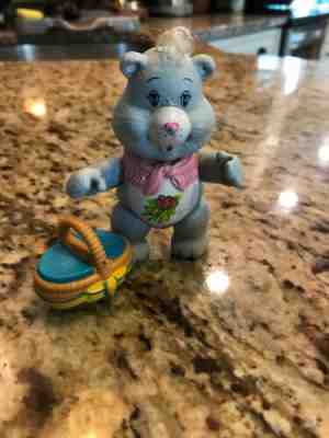 CARE BEARS VINTAGE POSEABLE GRAMS BEAR WITH BASKET ACCESSORY