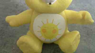 Vintage Poseable Kenner Funshine Care Bears Figurine 1983 Sunshine Yellow