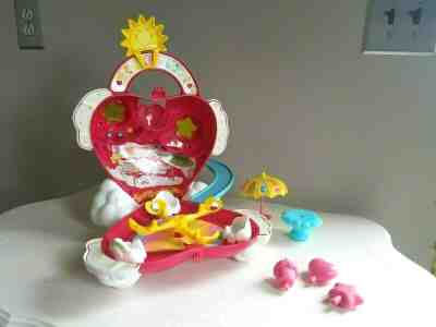 Vintage CARE BEARS CARE ALOT Playset Heart House Carrying CASE w/ Accessories