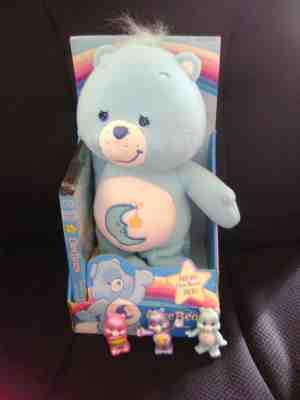 Care Bears Bedtime Bear with DVD new in box date 2005 Plus 3 mini plastic bears