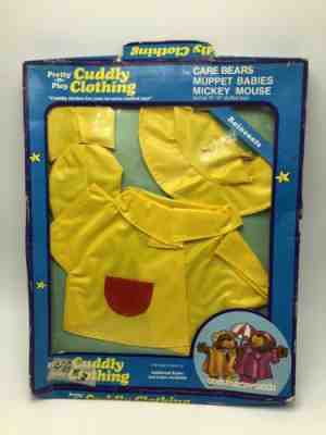 Vintage 1984 Commonwealth Cuddly Clothing Teddy Care Bears Yellow Raincoat Hat