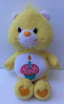 Care Bear Birthday 8” Cupcake Tummy 2003 Yellow Doll Plush Stuffed Animal