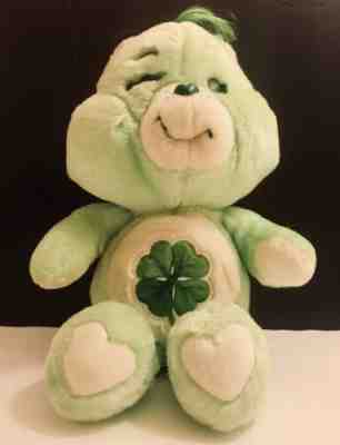 Original KENNER 1983 CARE BEAR Good Luck Green w/ Shamrock Mini Heart & Winking