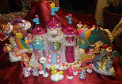 Care Bear Musical Care-A-Lot Castle - Lots Of Accessories -House/Boat/18 Bears