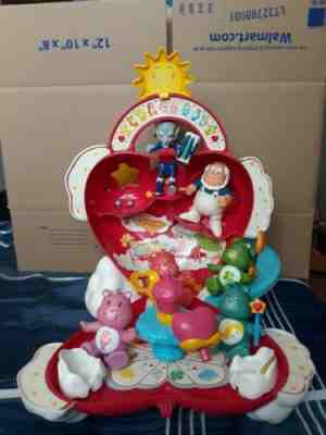 Vintage Care Bear Care-a-Lot Playset 6 Figures with accessories Bears & Friends