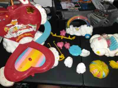 Vintage Kenner 1983 Care Bears Care-a-lot Playset / Cloud Cars complete