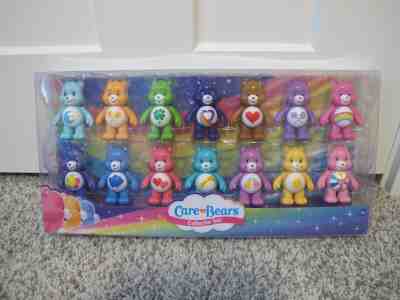 Care Bears Collector Set With Exclusive Rainbow Heart Bear SETOF 14 NEW HTF