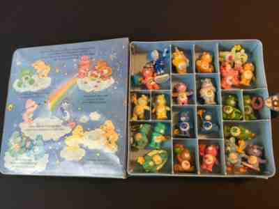 Vtg Care Bears 2” Figures Lot with Kenner Storybook Case 1980s 20 + Pieces