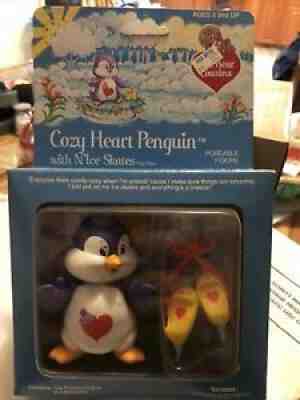 Vtg 1985 Care Bears Cousins Cozy Heart Penguin Poseable PVC Figure Kenner 3