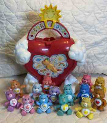 Vintage 1980s Kenner Care Bear Heart Carrying Case + 14 Poseable 3â? Care Bears