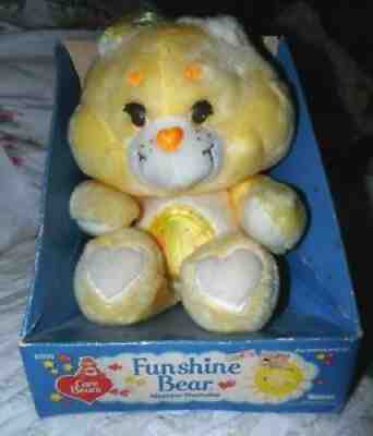 Vintage-Rare 1983 Funshine Yellow Adorable Care Bears in Original Box NOS 13
