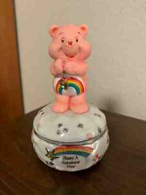 CARE BEAR MUSIC BOX COLLECTION HAVE A RAINBOW DAY/FEBRUARY A0223