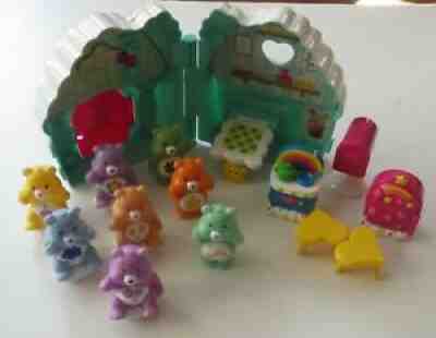 Lot of Care Bears, Wish Bear House, 8 Care Bears and Accessories