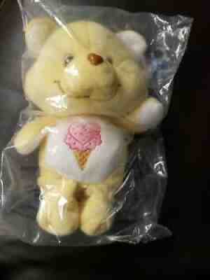 Care Bears RARE 2004 Treat Heart Pig COUSINS Yellow Ice Cream Plush RETIRED Bean