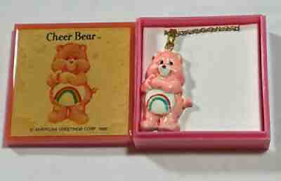 NIB Care Bears Vintage Cheer Bear Necklace 1985