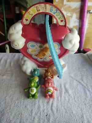 Vintage 1983 Kenner Care Bears Care-a-Lot Playset Complete (?) with 4 Figures