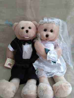 Chantilly Lane "Duets Musical" 18" "BRIDE&GROOM" Bears Singing song and moving