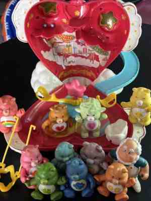 1983 Vintage Kenner Care Bears Care-a-Lot Playset Playhouse With Figures