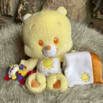 Care Bear Funshine Cub Yellow Sunshine w Clown Blanket 2004