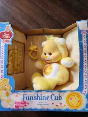 Vintage 1986 Kenner CARE BEAR CUBS Bedtime and Funshine Both With Packaging