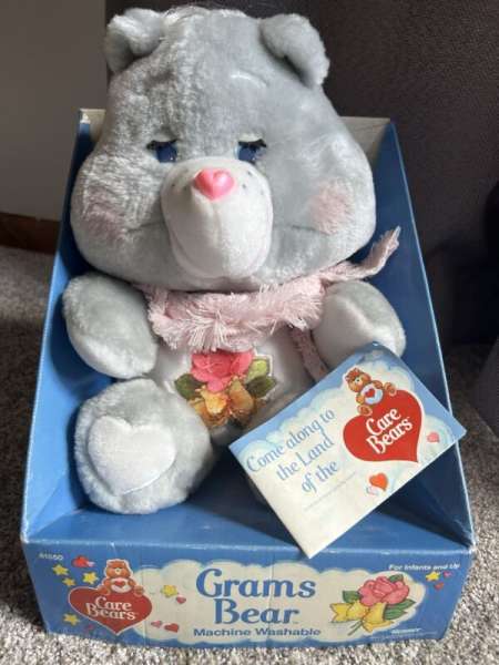 GRAMS BEAR CARE BEARS - GRANDMA Vintage 1983 Grey Plush 15” Kenner - IN BOX