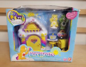 Care Bears Care A Lot House Funshine Bear & Good Luck Bear NEW IN DISTRESSED BOX